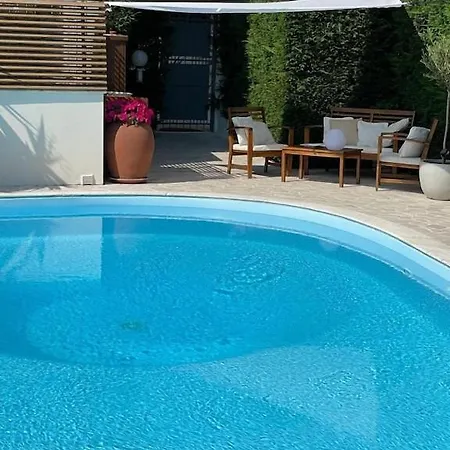 Casa Milena Elegante Dimora Con Piscina Privata Apartamento Albissola Marina Exterior foto