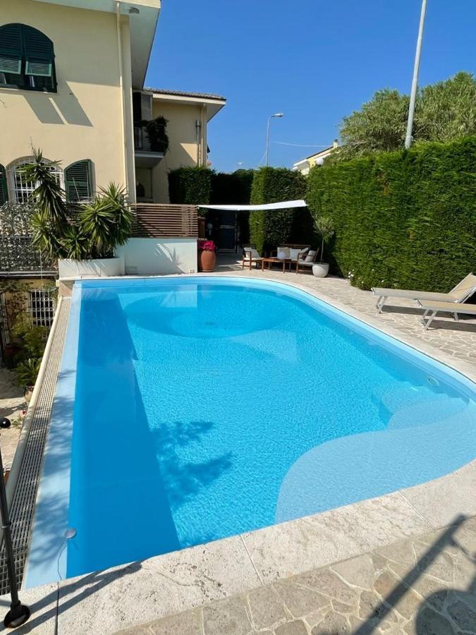 Casa Milena Elegante Dimora Con Piscina Privata * Albissola Marina